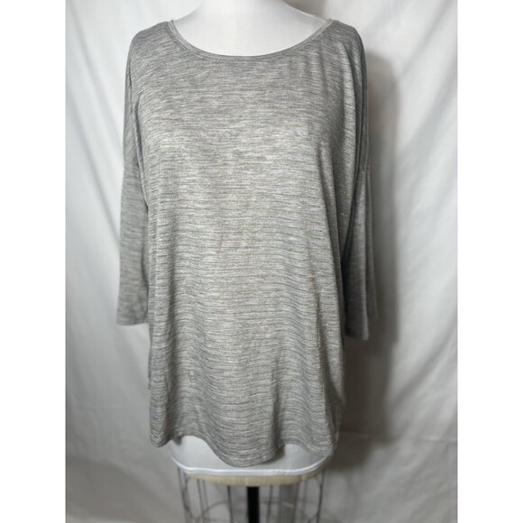 A. N.A. Tops - A.N.A Long Sleeve Knit Gray and Gold NWT Womens Subtle Striped XL top